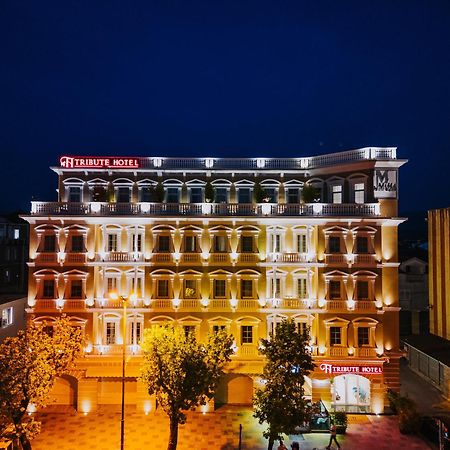 שקודר Tribute Hotel מראה חיצוני תמונה